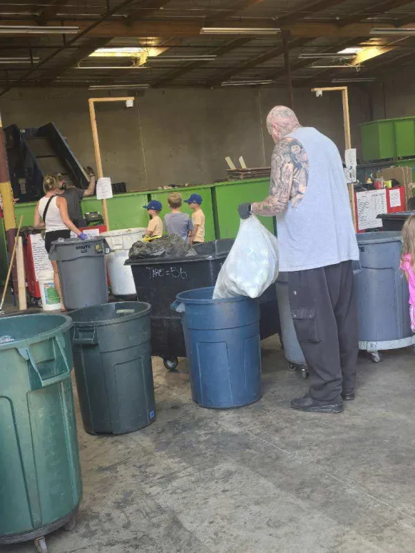 Recycle Strong - photo 4