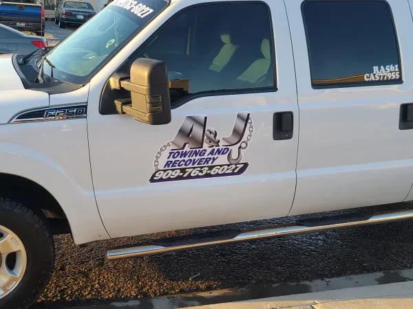 a & j towing And recovery - photo 3