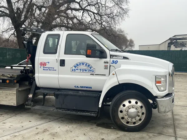 Browers 25hr Towing Service - photo 2