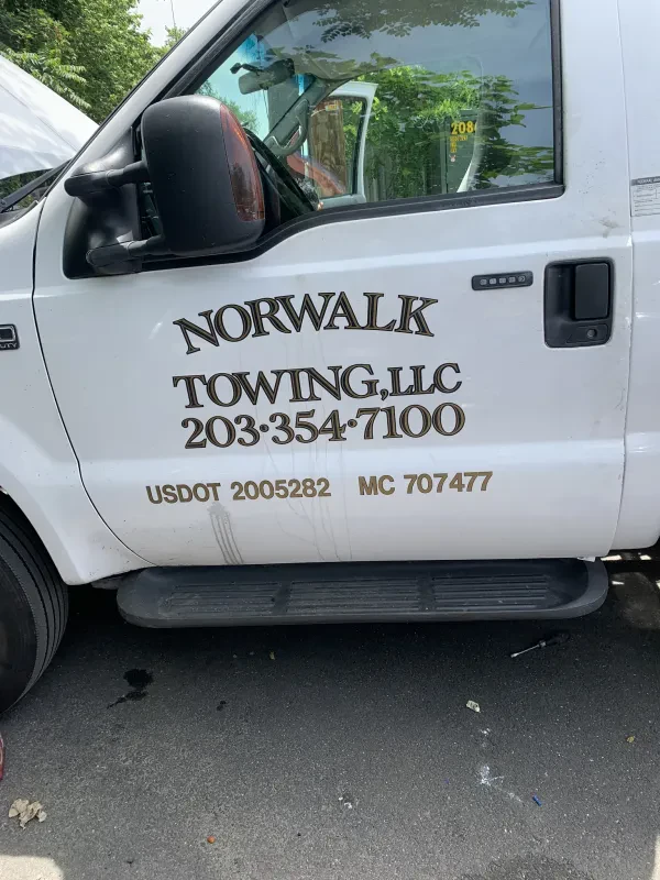 Norwalk Towing - photo 3