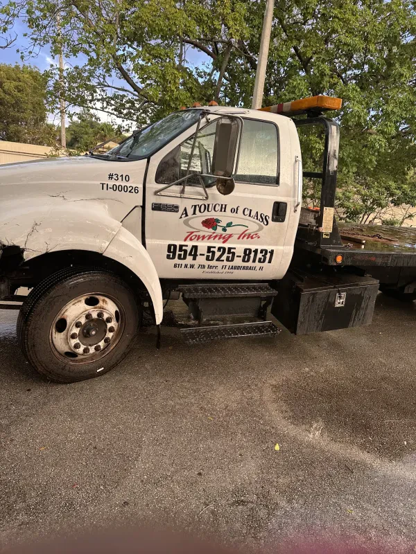 A Touch of Class Towing - photo 2