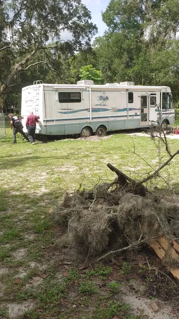 Pratt's Towing - photo 2