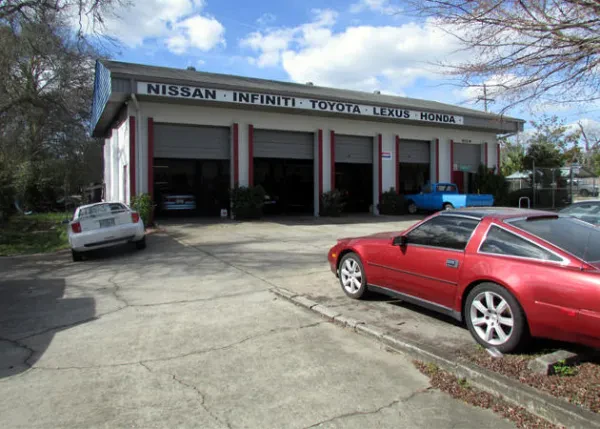 Ahrens Auto Inc. - photo 3
