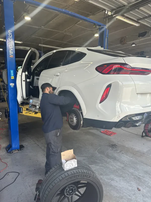 New Level Automotive Tech & Towing - photo 2
