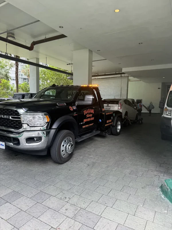 Tamiami Towing Inc - photo 4