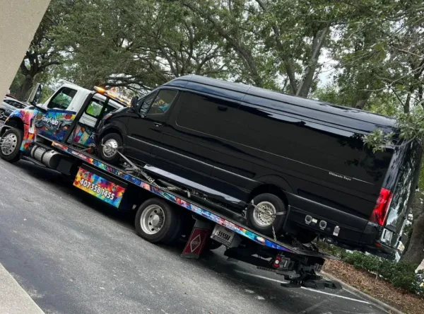 Towlando Towing & Recovery - photo 3