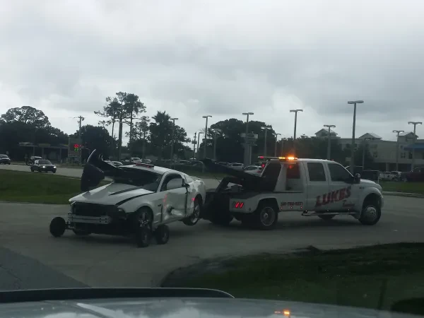 Luke's Towing & Auto Repairs - photo 4