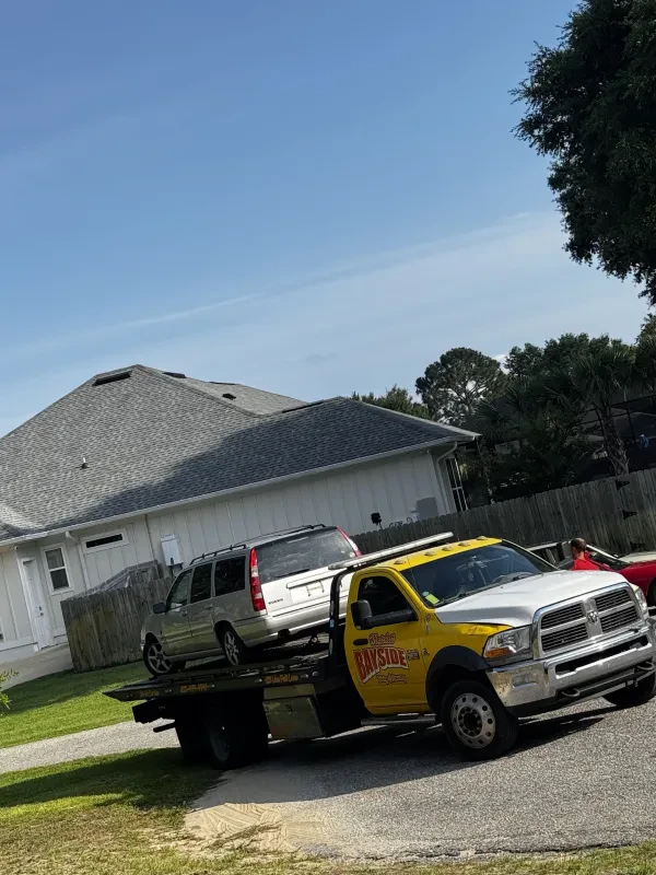 Bayside Towing & Recovery - photo 2