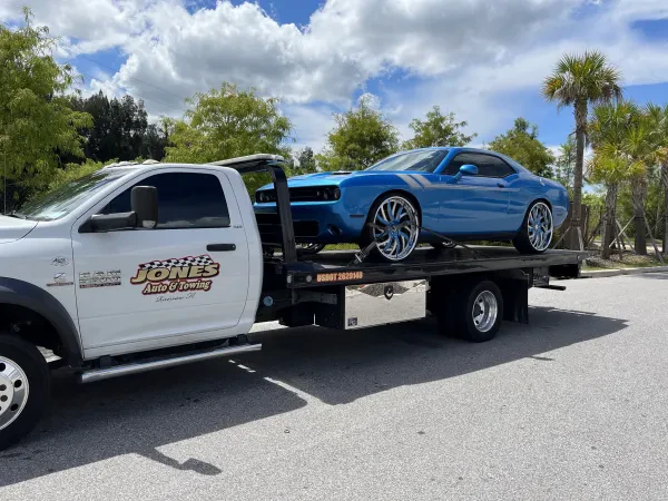 Jones Auto & Towing - photo 3