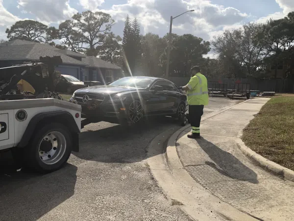Charlie's Towing - photo 2
