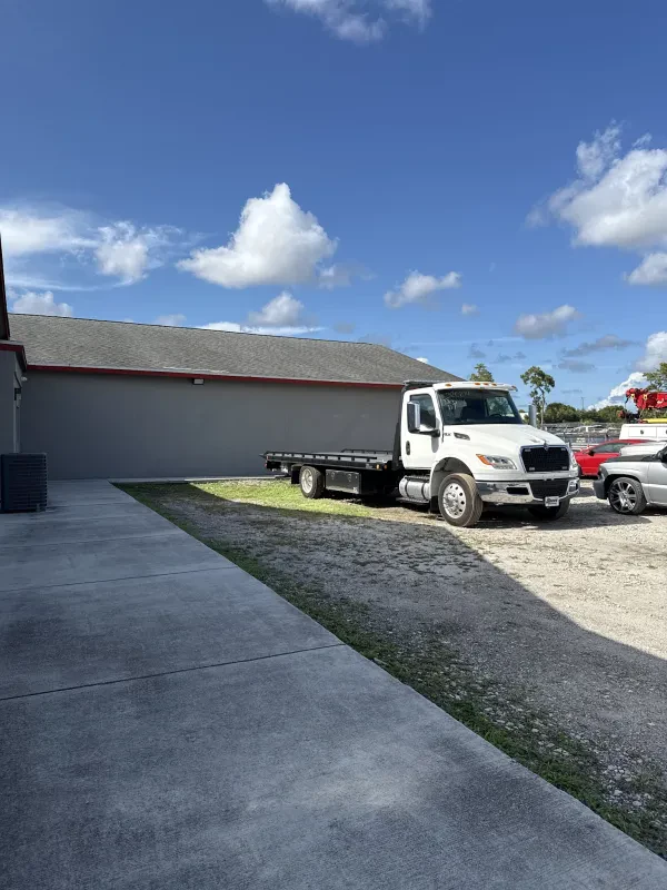 Priority Towing - photo 2
