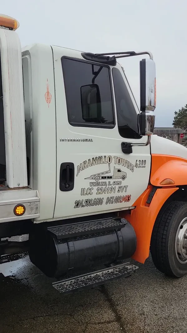 Jaramillo Towing Inc - photo 2