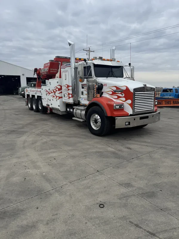 Road Ready Towing,Truck & Tire - photo 2