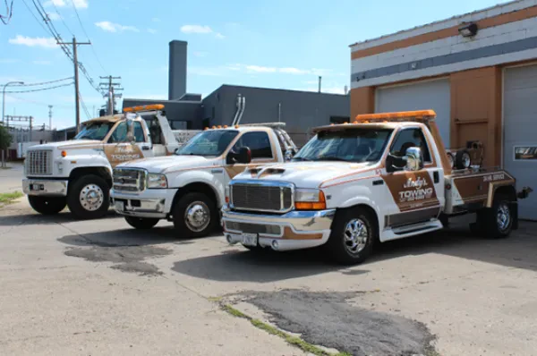 Andy's Towing - photo 2