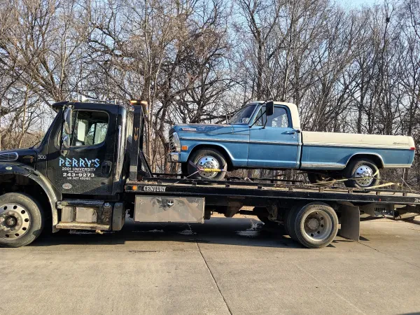 Perry's Service & Towing - photo 2