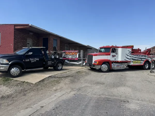 Taylors Towing and Recovery - photo 2