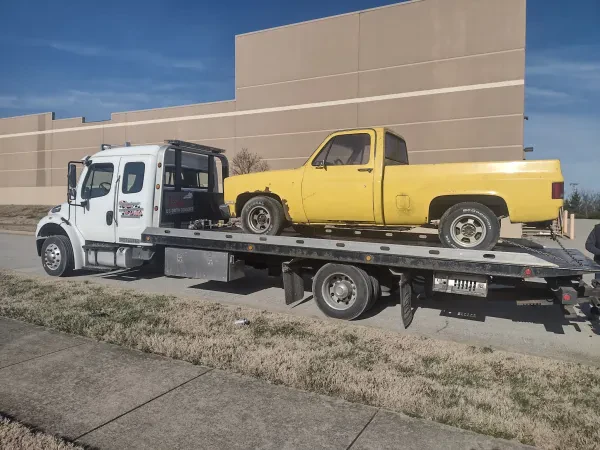 DJ TOWING LLC - photo 2