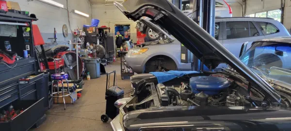 Bob's Service Center & Towing - photo 4