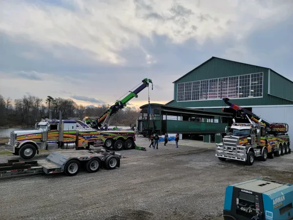 Candido’s Towing & Repair (Heavy Towing & Rd Service) - photo 4