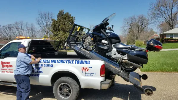 Rescue Rangers Towing & Roadside Services - photo 4
