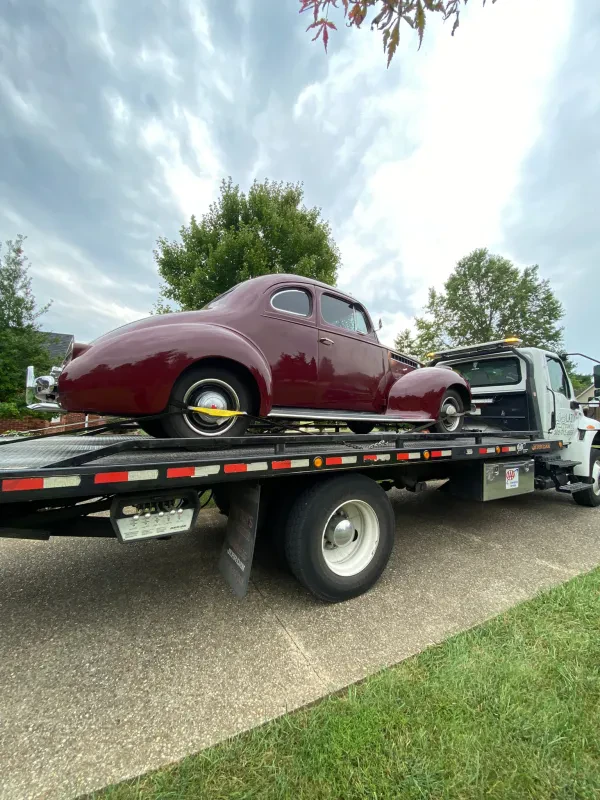 Lazo Towing Service LLC - photo 4
