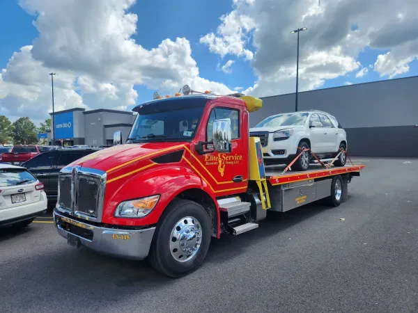 Elite Service Recovery & Towing - photo 3