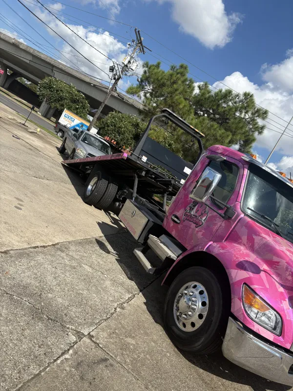 B's Towing Services & Mechanic Shop Near Me New Orleans - photo 2