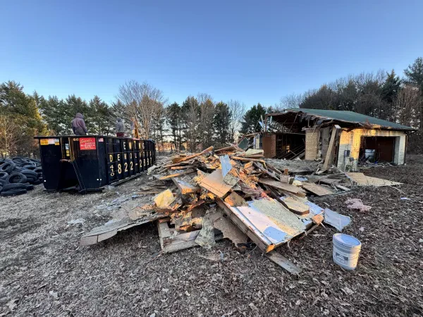 Insta Junk Removal & Demolition LLC - photo 3