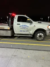 696 Gratiot Towing