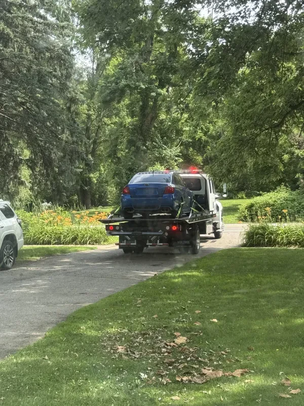 Sparks Towing LLC - photo 2