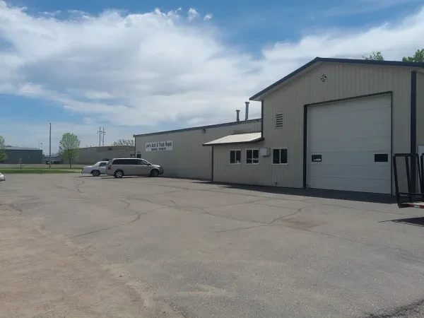 Joe's Auto & Truck Repair - photo 3