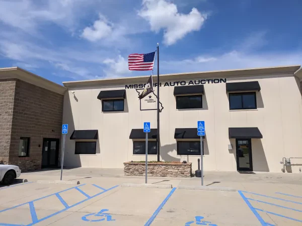 Missouri Auto Auction Inc - photo 4