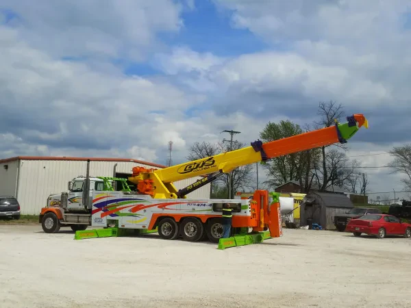 Select Truck & Equipment inc. - photo 2