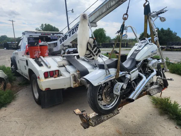 Thin Line Towing and Recovery llc. - photo 3