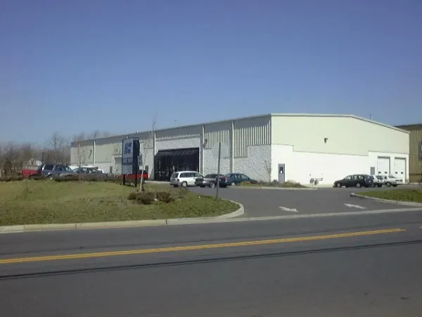 US Truck Parts, Inc. - photo 2
