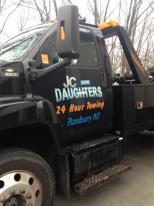 JC and Daughter's 24-Hour Towing, Inc - photo 4