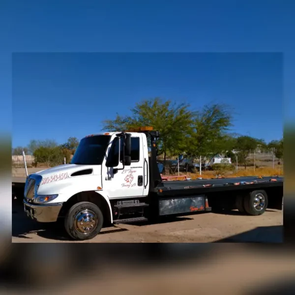 El Tigre Towing LLC - photo 4
