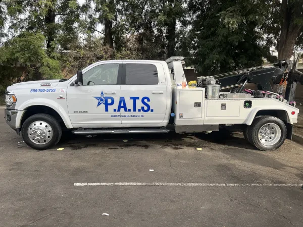 Pat's Affordable Towing Service - photo 4