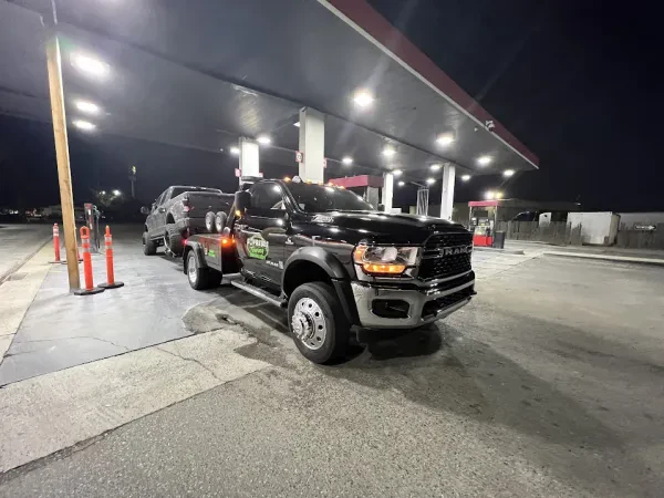 Supreme Towing LLC - photo 2