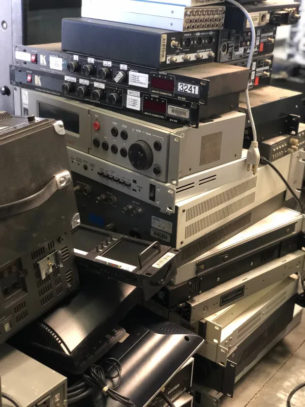 California Electronics - photo 2