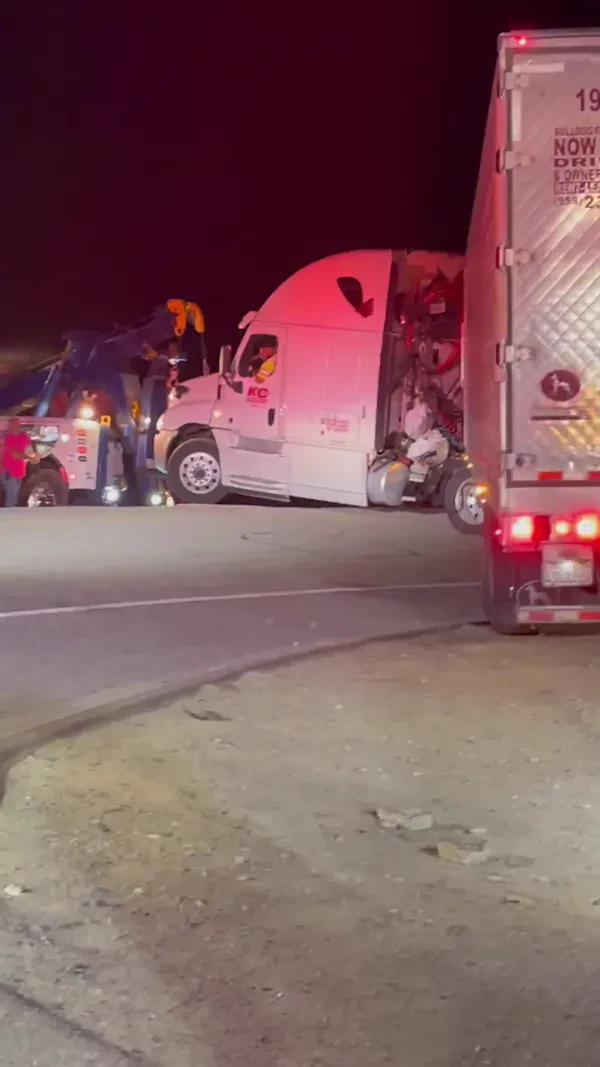 United Towing - photo 2