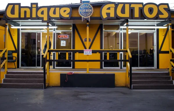 Unique Autos - photo 4