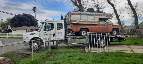 Bob's Tow Service - photo 3