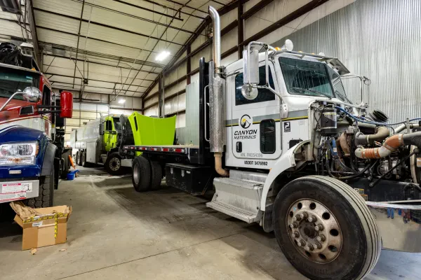 Iron Buffalo Truck and Trailer Repair - photo 3