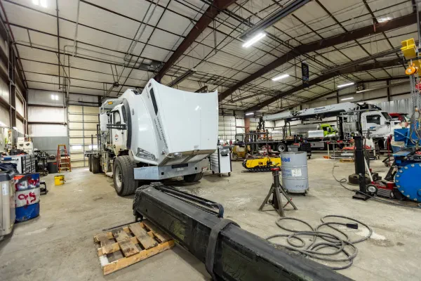 Iron Buffalo Truck and Trailer Repair - photo 4