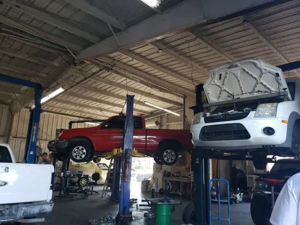 Five StarTransmission and Used Auto Parts - photo 3