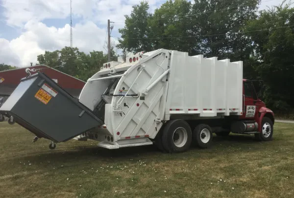 Lake Area Disposal & Recycling - photo 2