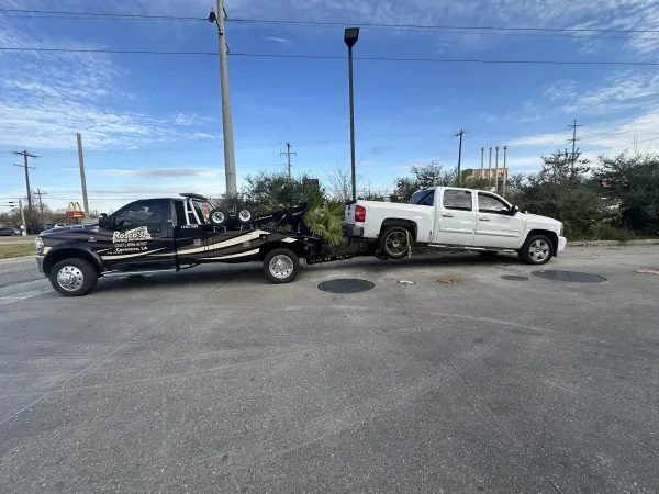 Roscos Towing Services - photo 4