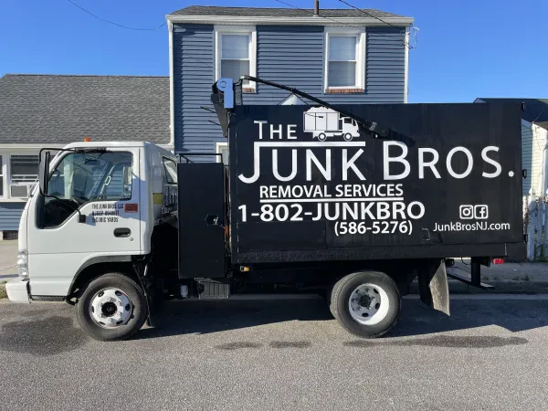 The Junk Bros. - photo 2