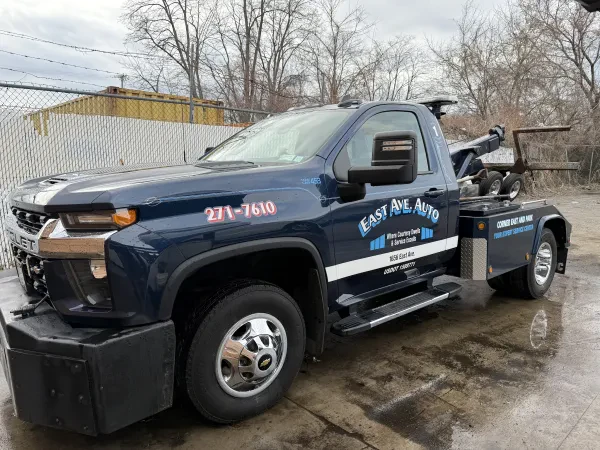 East Ave Towing - photo 2